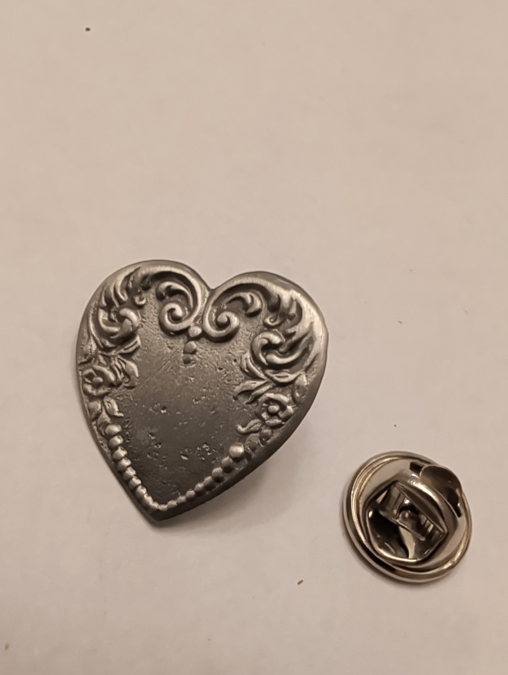 Decorative Heart Lapel Pin in Silver Tone